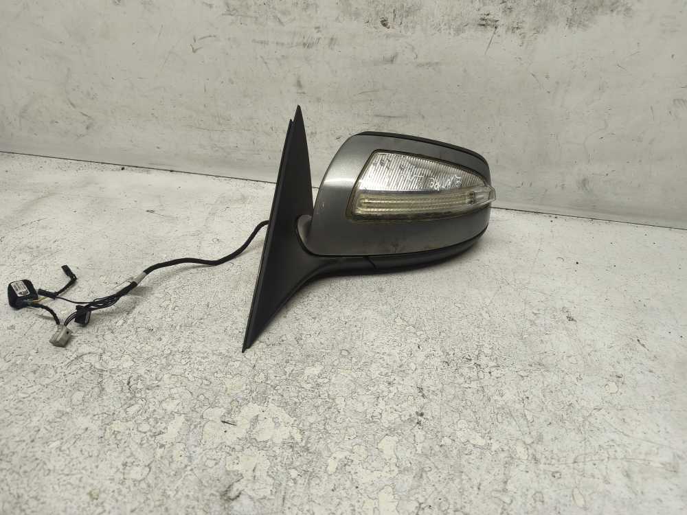 RETROVISEUR GAUCHE ELECTRIQUE MERCEDES W204 - Vue 1